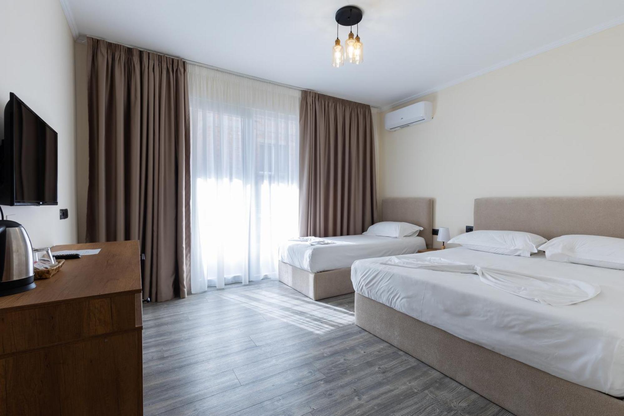 B Boutique Hotel *