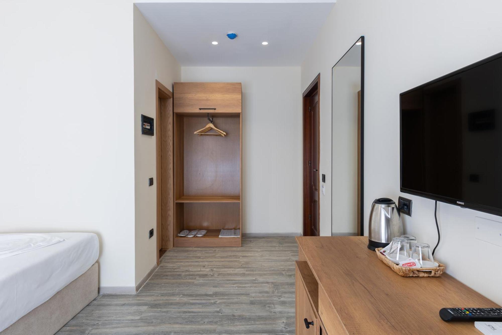 B Boutique Hotel *