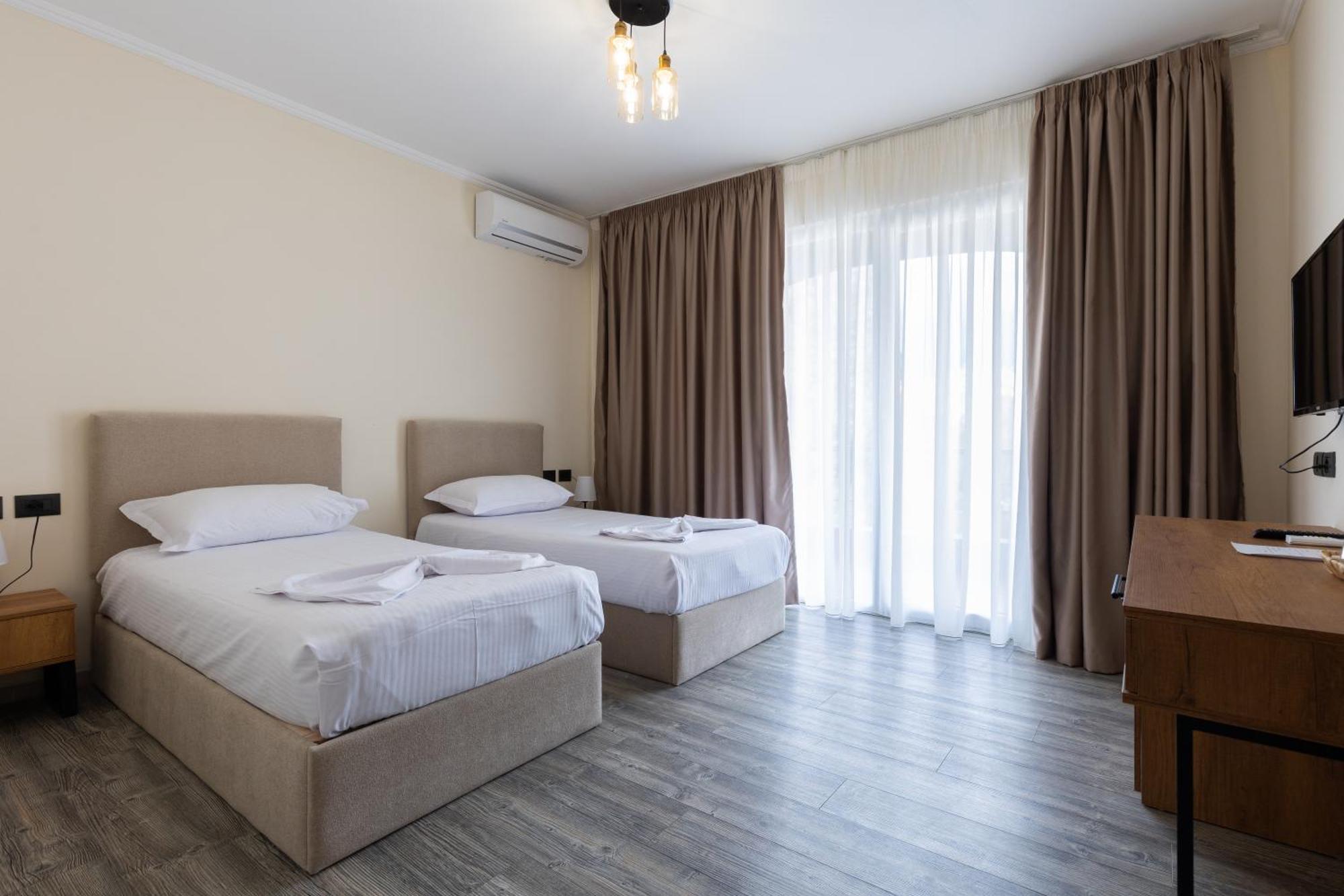 B Boutique Tirana